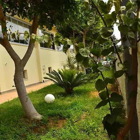 Otel Nora Side