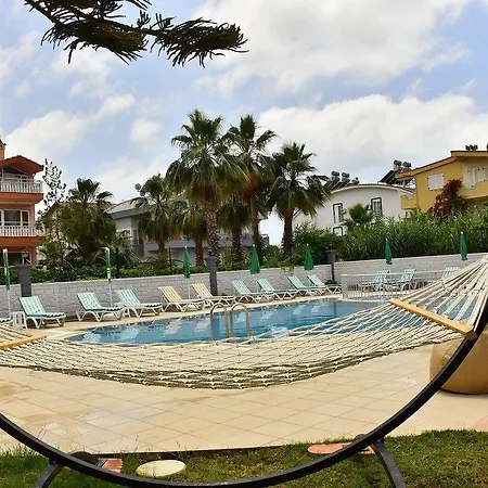 Otel Nora Side