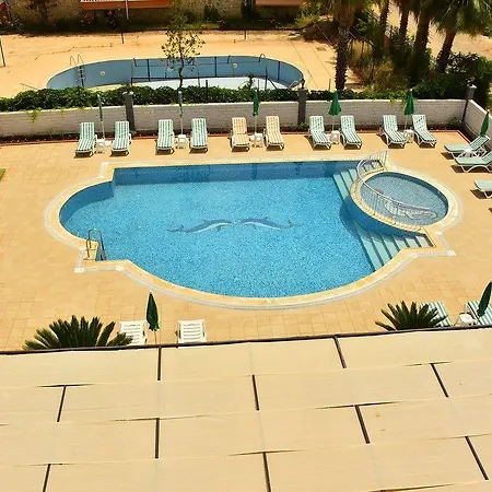 Otel Nora 2*