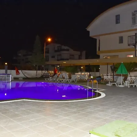 Nora Otel